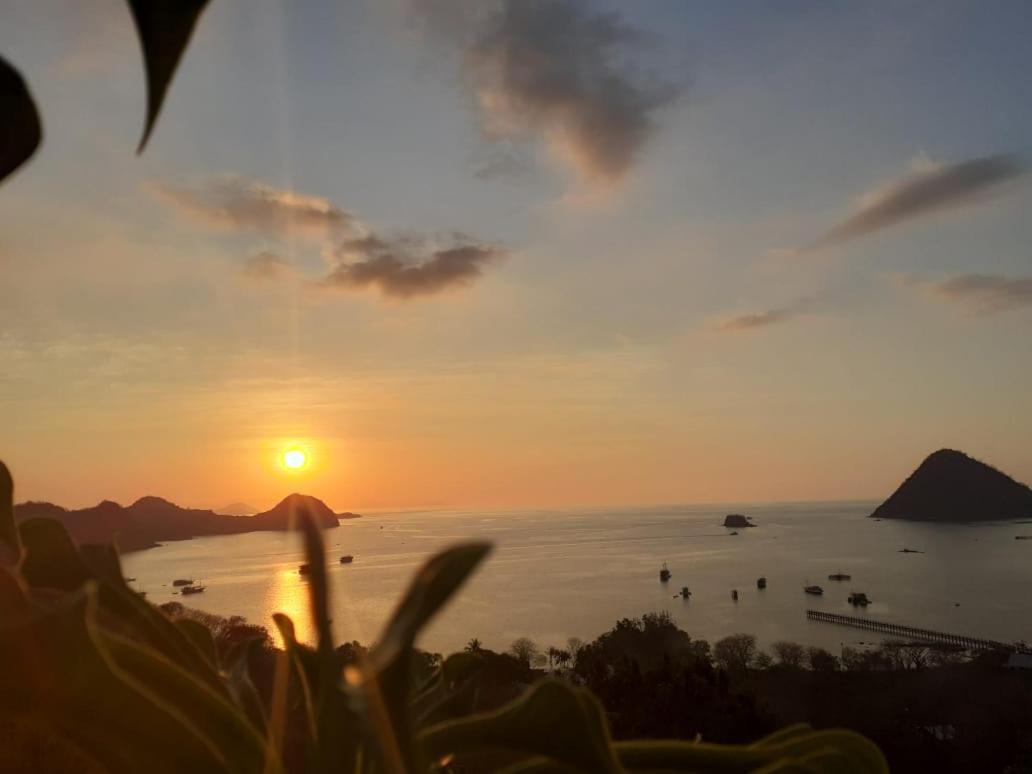 Sunset Hill Hotel Labuan Bajo Pokój zdjęcie