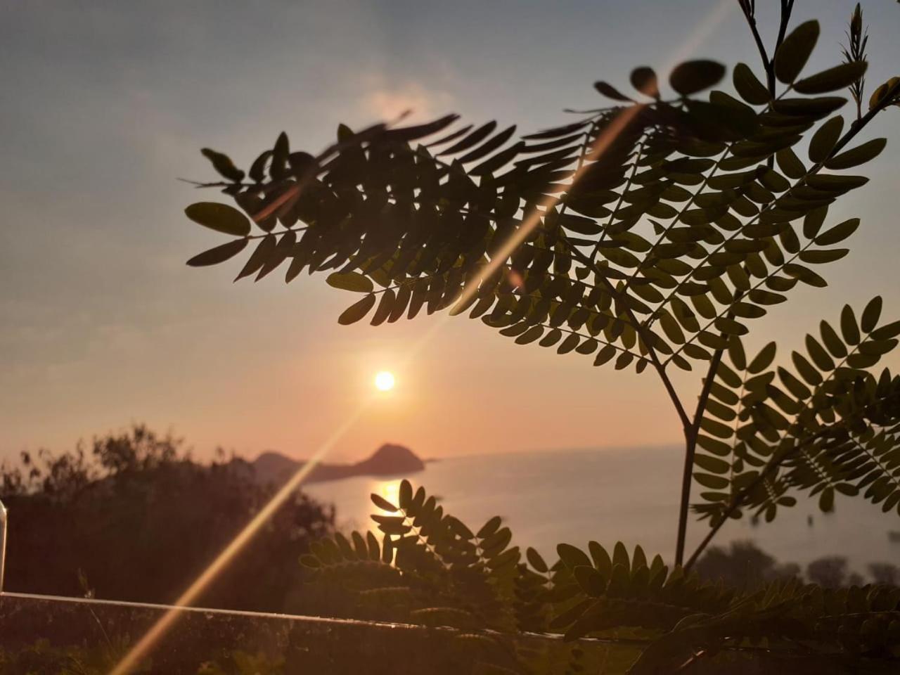Sunset Hill Hotel Labuan Bajo Pokój zdjęcie