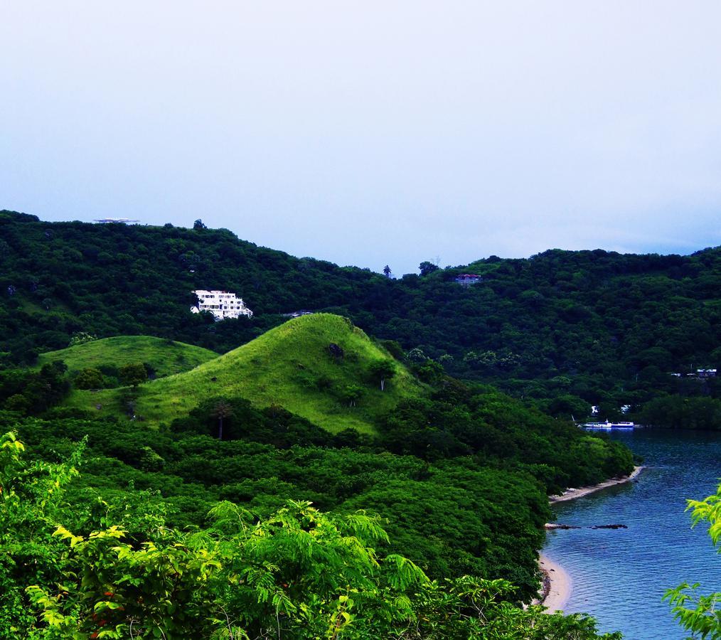 Sunset Hill Hotel Labuan Bajo Zewnętrze zdjęcie